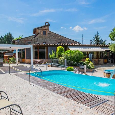 B&B Oasi Villaggio Маршіано Екстер'єр фото